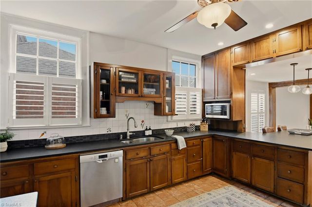 608 West End Boulevard, Winston-salem, NC 27101