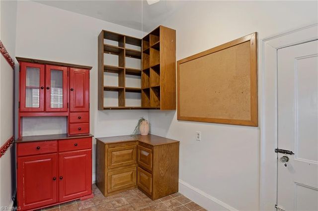 608 West End Boulevard, Winston-salem, NC 27101