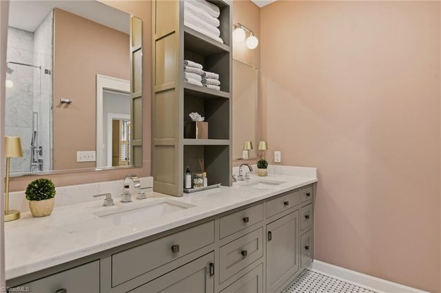 608 West End Boulevard, Winston-salem, NC 27101