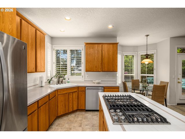 12727 Sw 60TH Ct, Portland, OR 97219