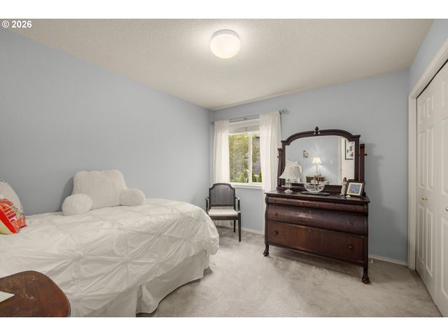 12727 Sw 60TH Ct, Portland, OR 97219
