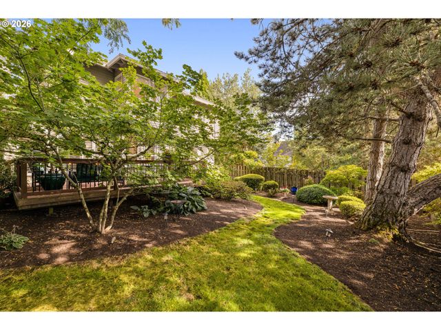 12727 Sw 60TH Ct, Portland, OR 97219