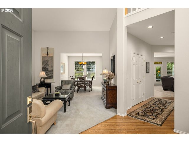 12727 Sw 60TH Ct, Portland, OR 97219