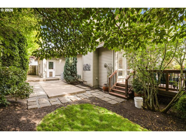 12727 Sw 60TH Ct, Portland, OR 97219
