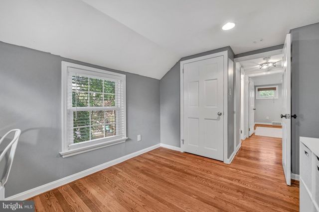 30 GLEN MOORE CIR, Lancaster, PA 17601