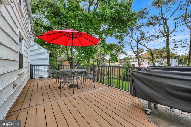 30 GLEN MOORE CIR, Lancaster, PA 17601