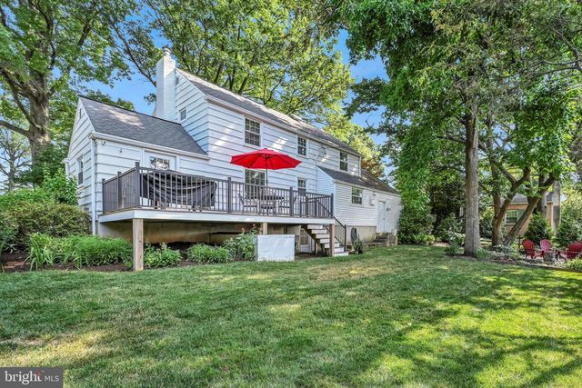 30 GLEN MOORE CIR, Lancaster, PA 17601
