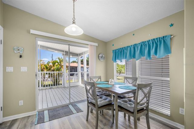 9086 PINEHAVEN WAY, Englewood, FL 34224