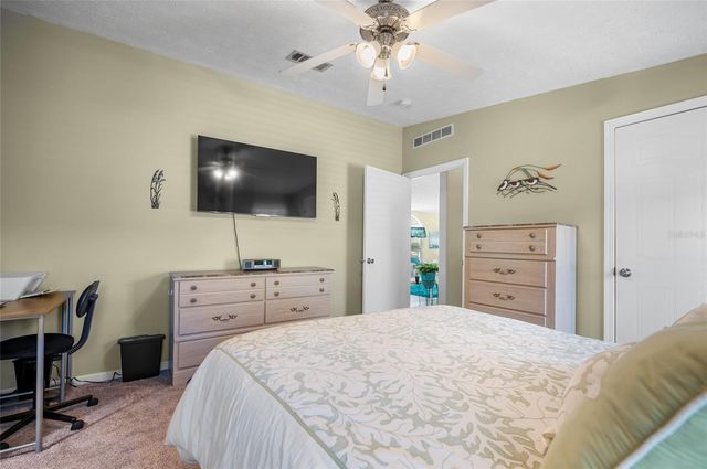 9086 PINEHAVEN WAY, Englewood, FL 34224