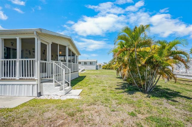 9086 PINEHAVEN WAY, Englewood, FL 34224