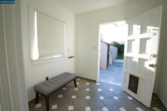 1625 Thrush Ave, San Leandro, CA 94578