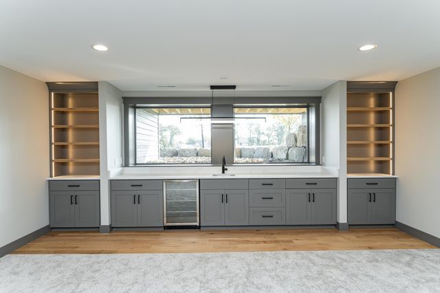 2630 Scenic Point Drive SW, Rochester, MN 55902