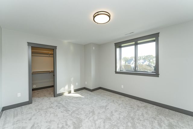 2630 Scenic Point Drive SW, Rochester, MN 55902