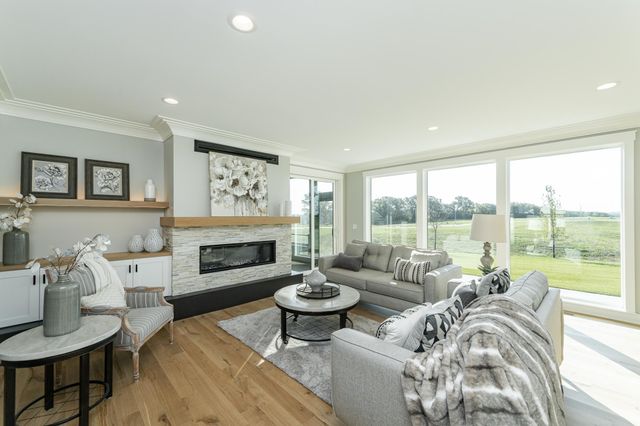 2630 Scenic Point Drive SW, Rochester, MN 55902