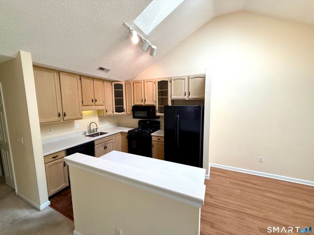 15 Pine Needle Drive 15, Shelton, CT 06484
