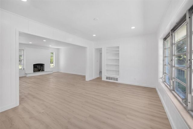 4725 N TUTTLE AVENUE, Sarasota, FL 34234