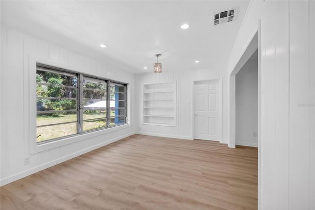 4725 N TUTTLE AVENUE, Sarasota, FL 34234