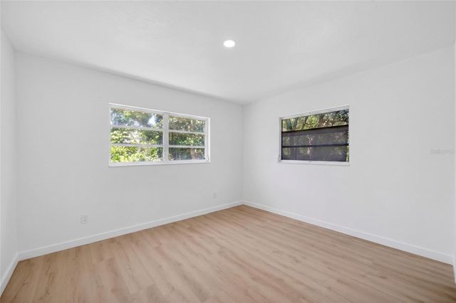 4725 N TUTTLE AVENUE, Sarasota, FL 34234