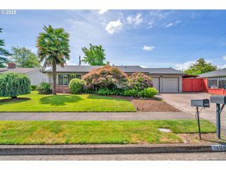 2672 CHERYL St, Eugene, OR 97408