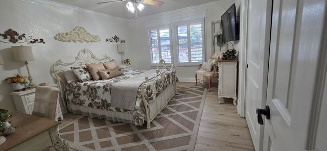 3435 S Bridge Street, Visalia, CA 93277