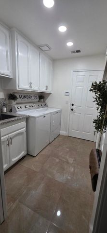 3435 S Bridge Street, Visalia, CA 93277