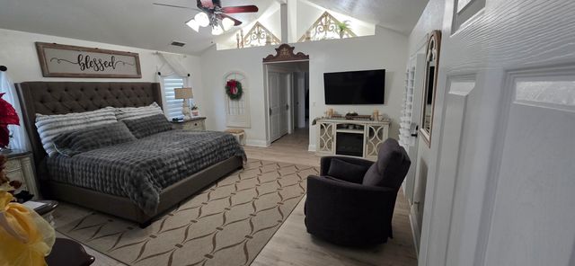 3435 S Bridge Street, Visalia, CA 93277