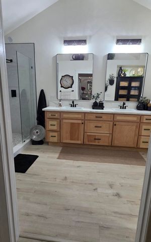 3435 S Bridge Street, Visalia, CA 93277