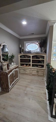 3435 S Bridge Street, Visalia, CA 93277