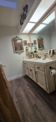 3435 S Bridge Street, Visalia, CA 93277