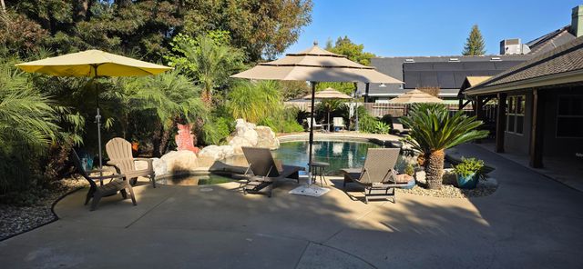 3435 S Bridge Street, Visalia, CA 93277