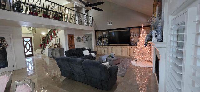 3435 S Bridge Street, Visalia, CA 93277