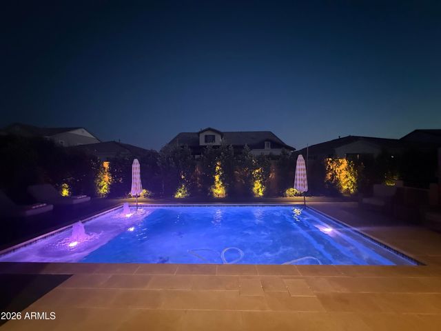 2279 E WARBLER Road, Gilbert, AZ 85297
