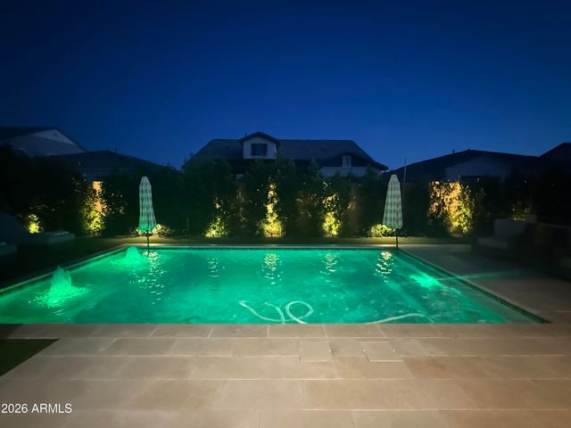 2279 E WARBLER Road, Gilbert, AZ 85297
