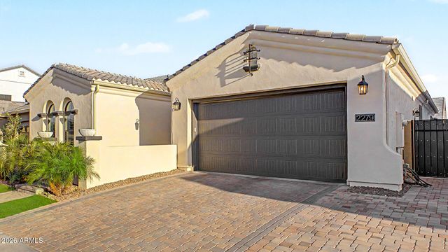 2279 E WARBLER Road, Gilbert, AZ 85297