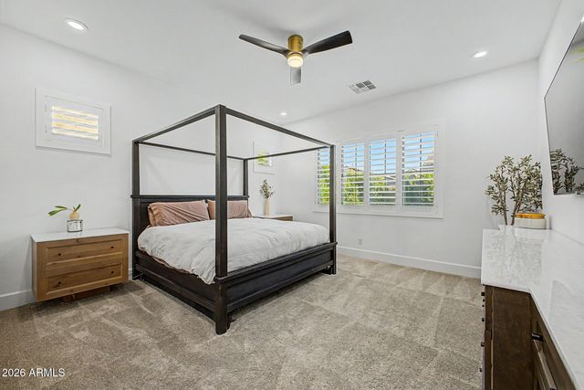 2279 E WARBLER Road, Gilbert, AZ 85297