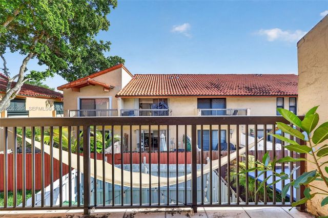 10206 SW 77th Ct, Miami, FL 33156