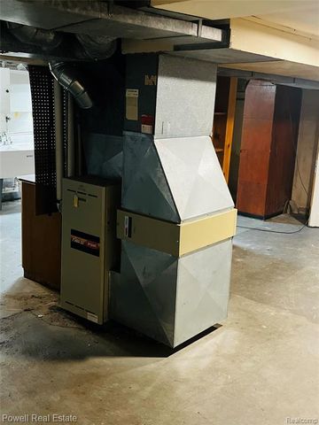 1735 Hemmeter Road, Saginaw, MI 48638