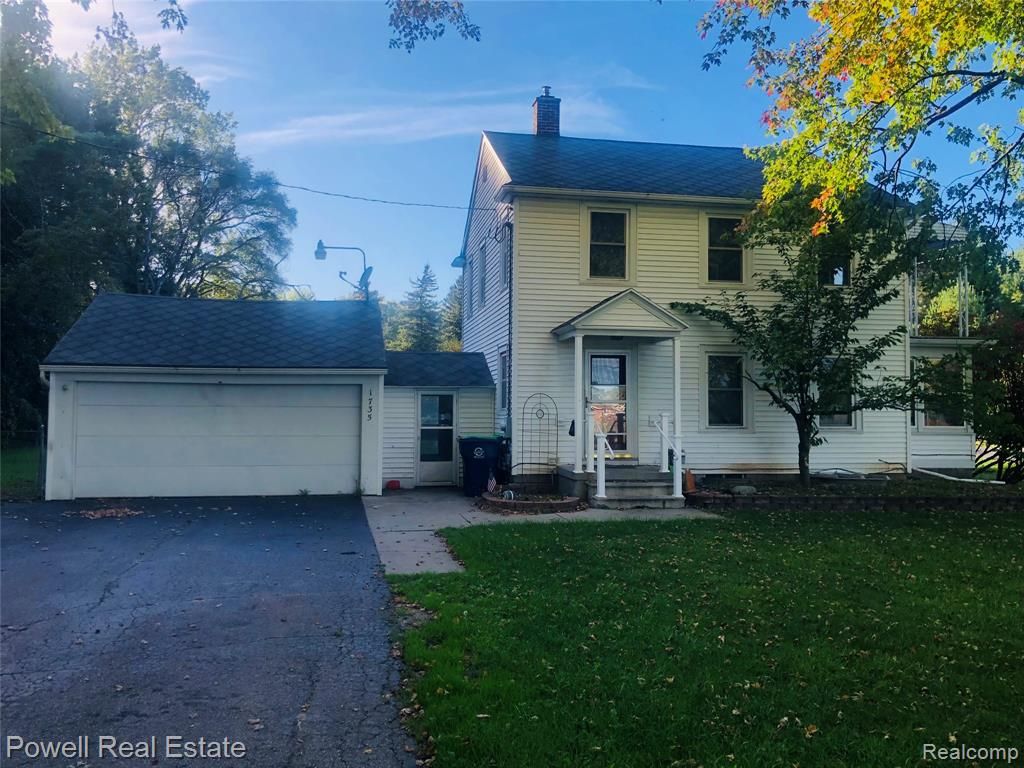 1735 Hemmeter Road, Saginaw, MI 48638