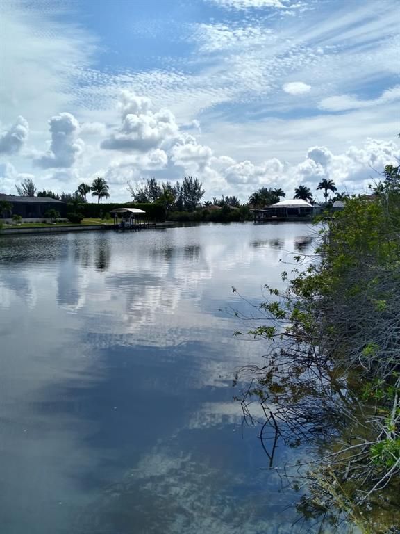 4221 NW 20TH TERRACE, Cape Coral, FL 33993