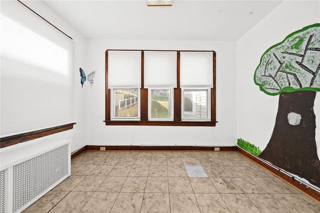 910 E Maiden St, City Of Washington, PA 15301