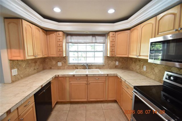 3827 FROSTWOOD COURT, Land O Lakes, FL 34639