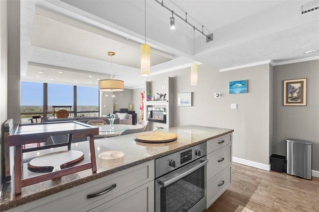 707 S GULFSTREAM AVENUE 906, Sarasota, FL 34236