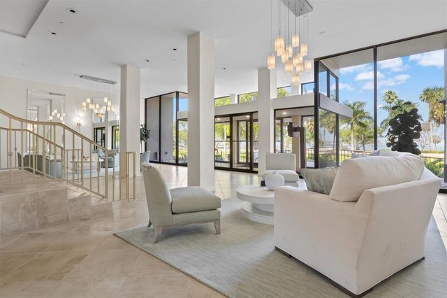 707 S GULFSTREAM AVENUE 906, Sarasota, FL 34236
