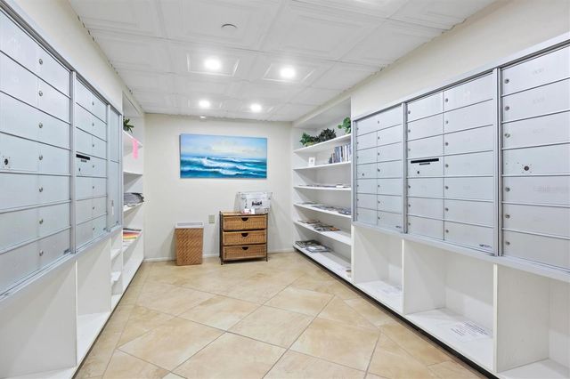707 S GULFSTREAM AVENUE 906, Sarasota, FL 34236