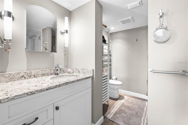 707 S GULFSTREAM AVENUE 906, Sarasota, FL 34236