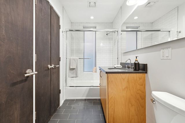 1692 Washington 2, Boston, MA 02118