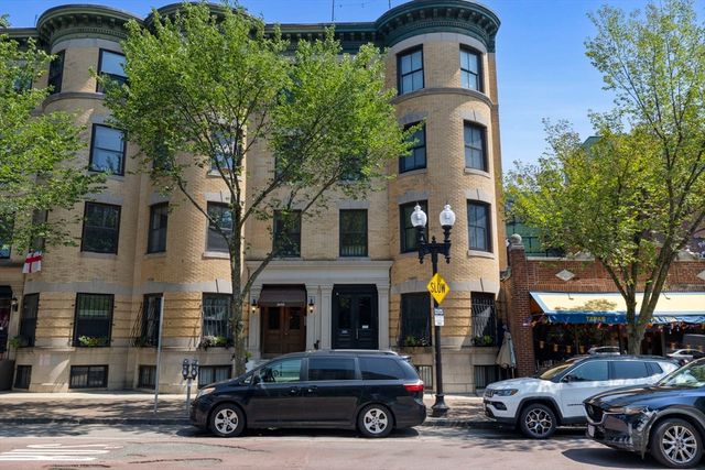 1692 Washington 2, Boston, MA 02118