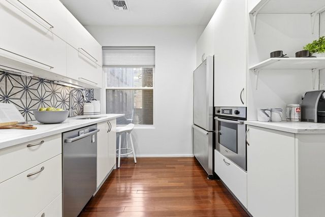1692 Washington 2, Boston, MA 02118