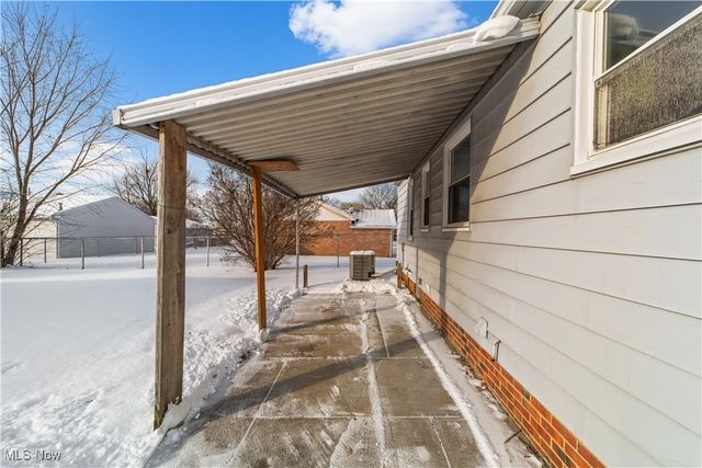 16379 Hummel Road, Brook Park, OH 44142