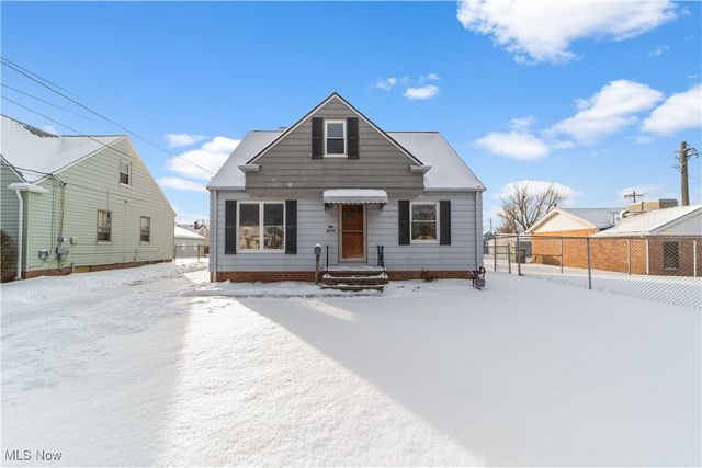 16379 Hummel Road, Brook Park, OH 44142